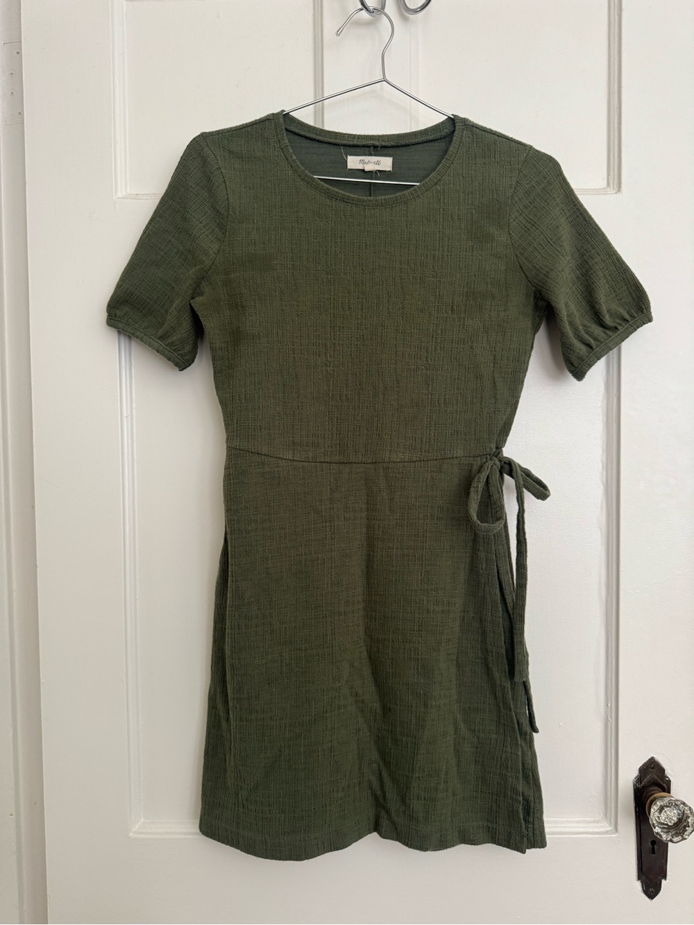 Olive Green Short Sleeve Tie-Waist Dress